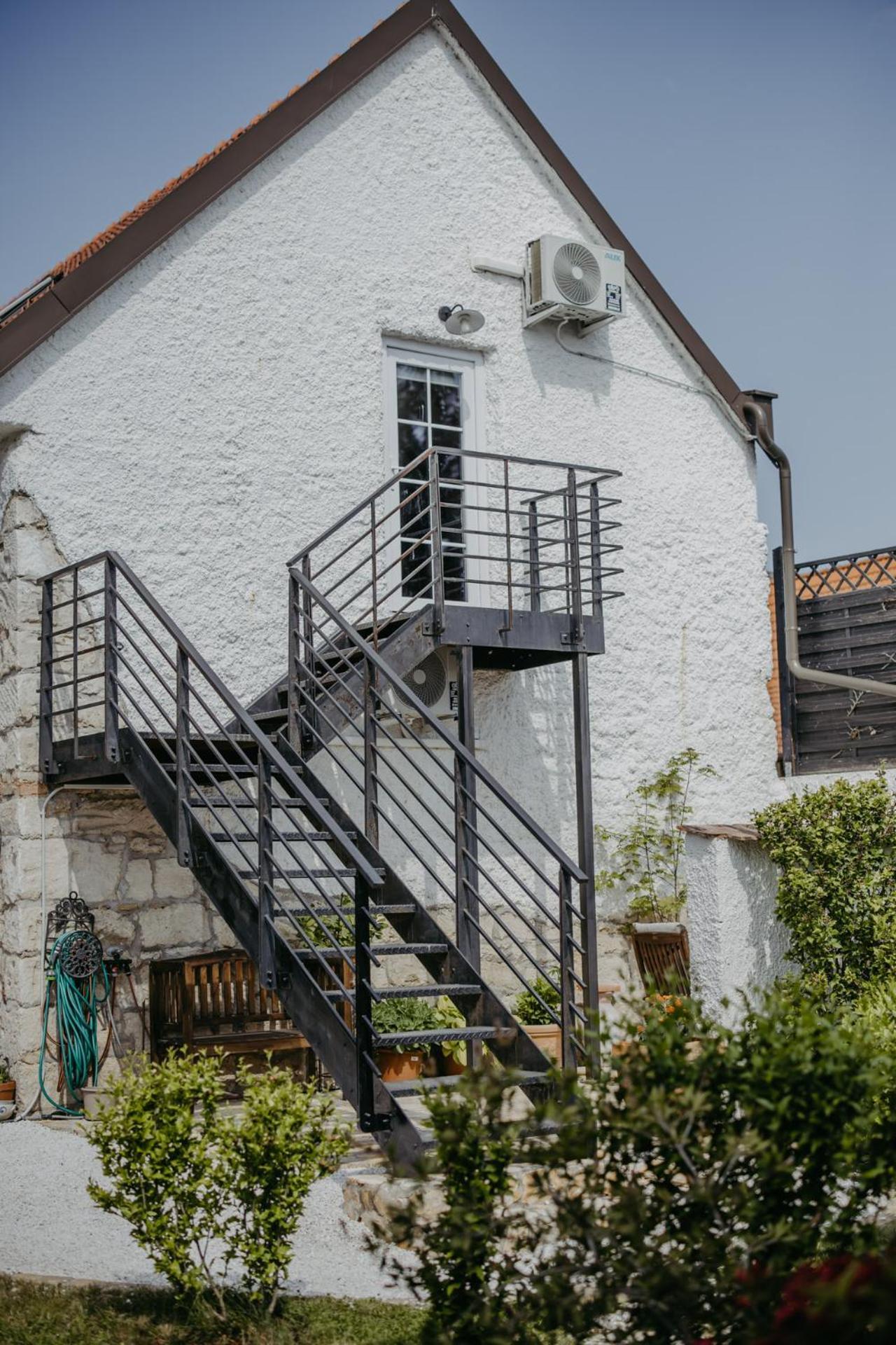 Ferienwohnung Haus Diogenes Mörbisch am See Exterior foto